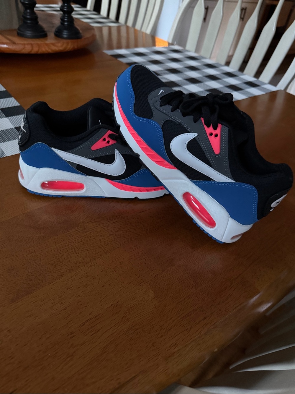 Nike Women’s Air Max 90 Correlate Sneakers